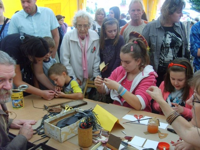 Króla w Lesznie witały tłumy (zdjęcia)