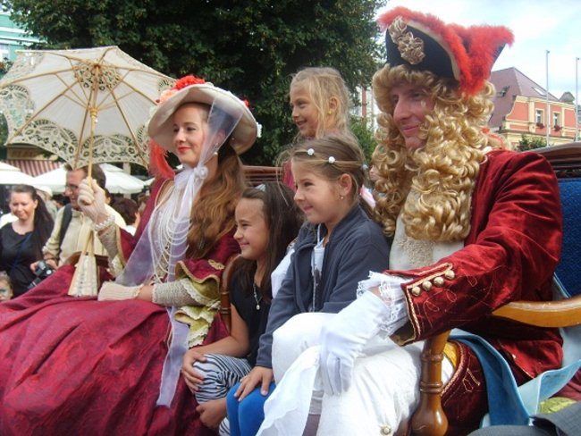 Króla w Lesznie witały tłumy (zdjęcia)