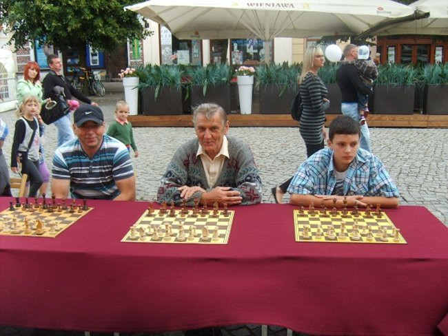 Króla w Lesznie witały tłumy (zdjęcia)