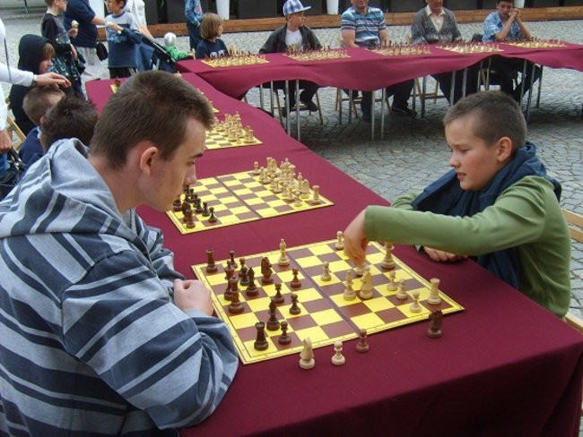 Króla w Lesznie witały tłumy (zdjęcia)