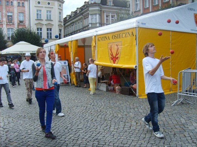 Króla w Lesznie witały tłumy (zdjęcia)