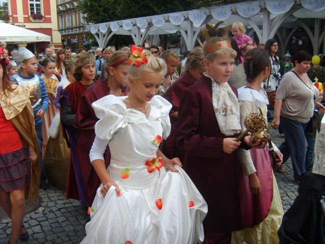 Króla w Lesznie witały tłumy (zdjęcia)