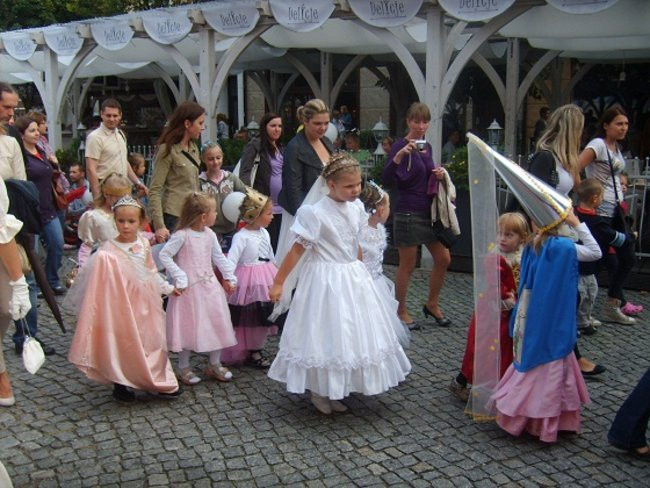 Króla w Lesznie witały tłumy (zdjęcia)