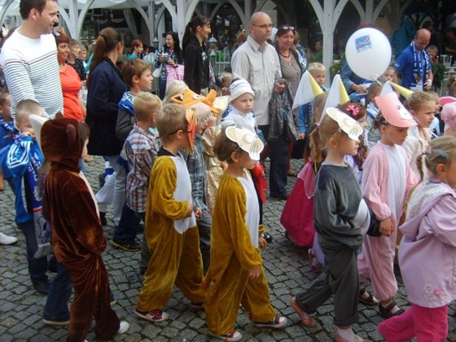 Króla w Lesznie witały tłumy (zdjęcia)