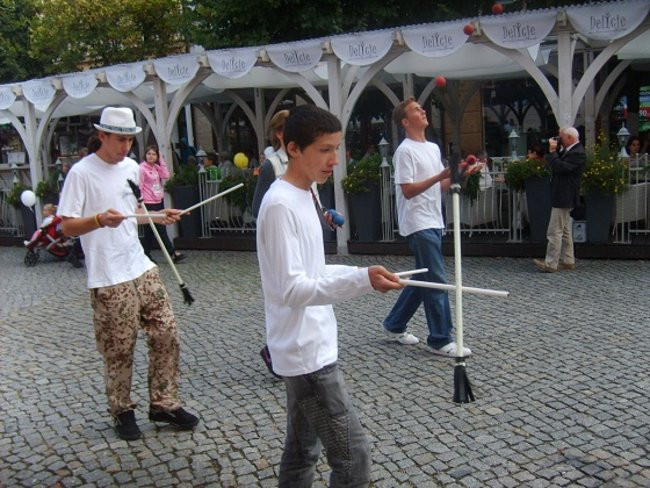 Króla w Lesznie witały tłumy (zdjęcia)