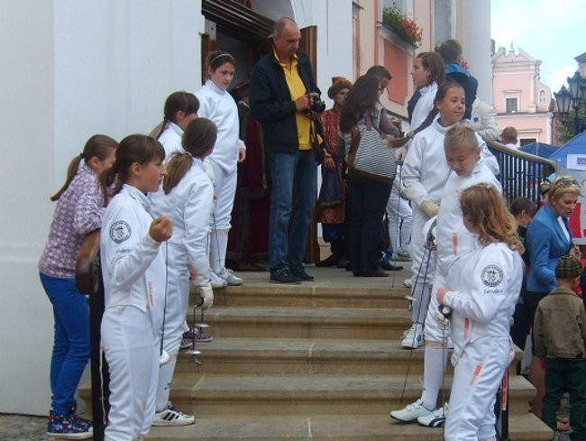 Króla w Lesznie witały tłumy (zdjęcia)