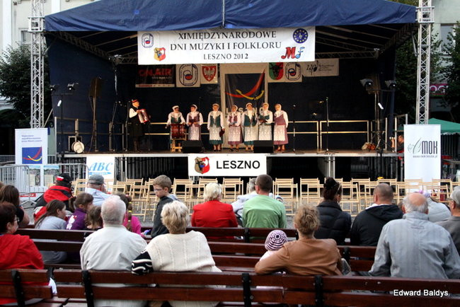 Dni Muzyki i Folkloru na rynku (zdjęcie)