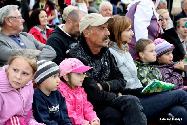 Dni Muzyki i Folkloru na rynku (zdjęcie)