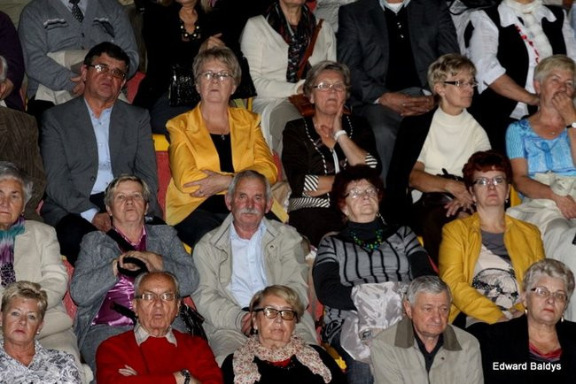 Koncert dla seniorów w Trapezie (zdjęcia)