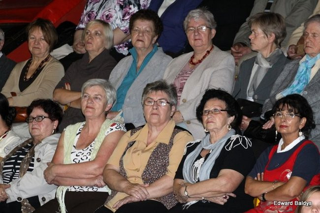 Koncert dla seniorów w Trapezie (zdjęcia)