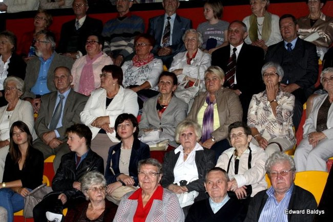 Koncert dla seniorów w Trapezie (zdjęcia)