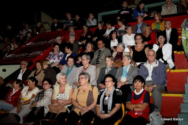 Koncert dla seniorów w Trapezie (zdjęcia)