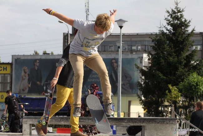 Fruwali na Skateplazie (zdjęcia)