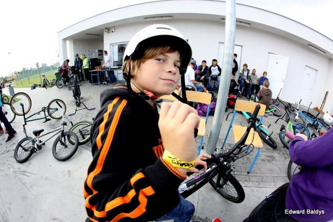 Fruwali na Skateplazie (zdjęcia)