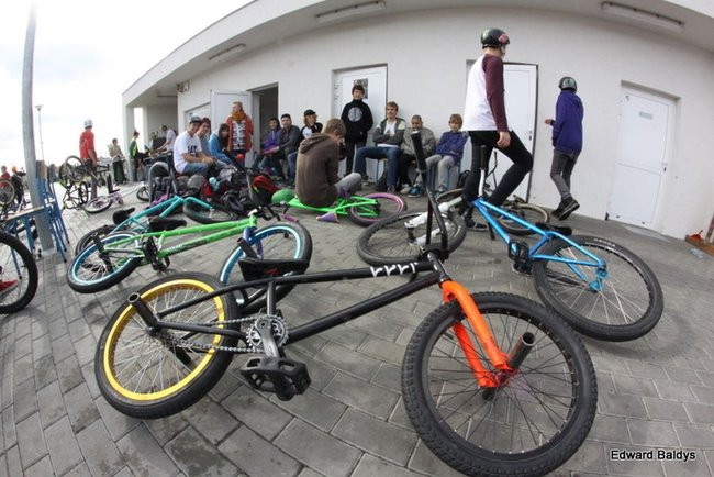 Fruwali na Skateplazie (zdjęcia)