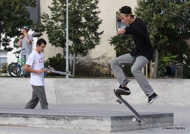 Fruwali na Skateplazie (zdjęcia)