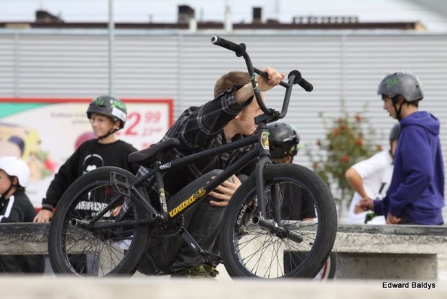 Fruwali na Skateplazie (zdjęcia)