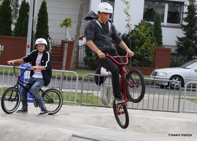 Fruwali na Skateplazie (zdjęcia)