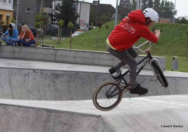 Fruwali na Skateplazie (zdjęcia)