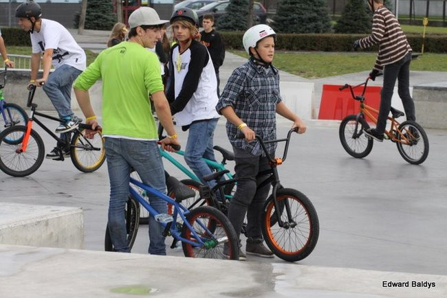 Fruwali na Skateplazie (zdjęcia)