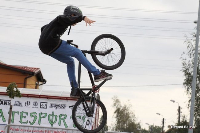 Fruwali na Skateplazie (zdjęcia)