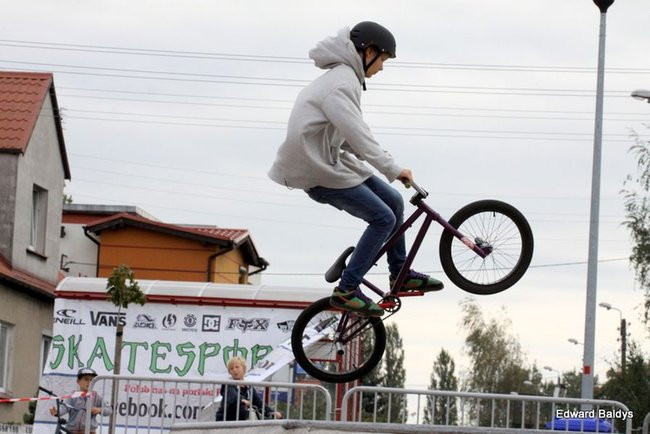 Fruwali na Skateplazie (zdjęcia)