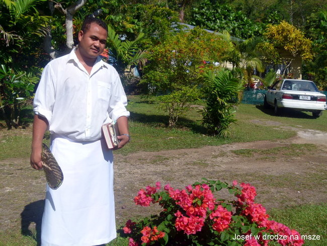 Ulysses dociera na Samoa i Fiji (zdjęcia)