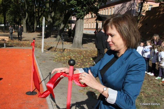Jest plac zabaw, za rok będą boiska (zdjęcia)