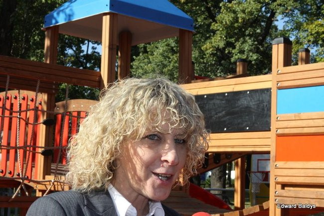 Jest plac zabaw, za rok będą boiska (zdjęcia)