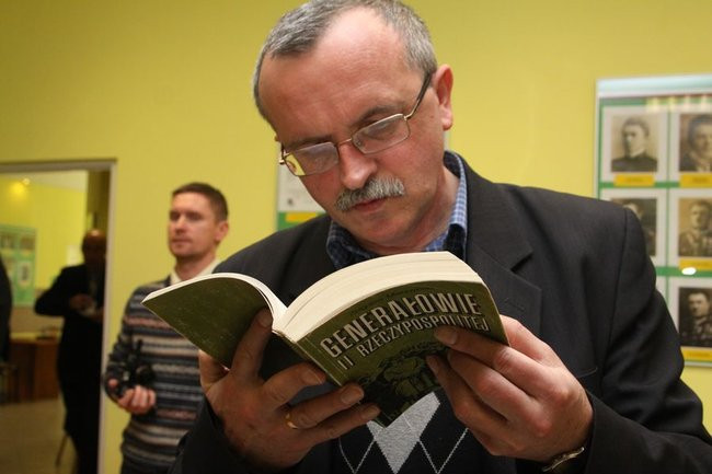 Sesja ku czci generała Kustronia (zdjęcia)