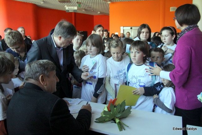 Generał Hermaszewski latał w Lesznie (dużo zdjęć)