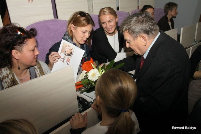 Generał Hermaszewski latał w Lesznie (dużo zdjęć)