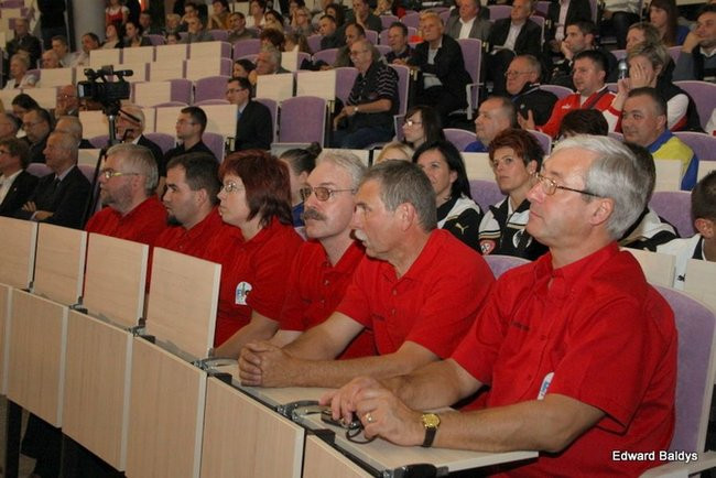 Mistrzostwa otwarte. Czas na kulanie (zdjęcia)