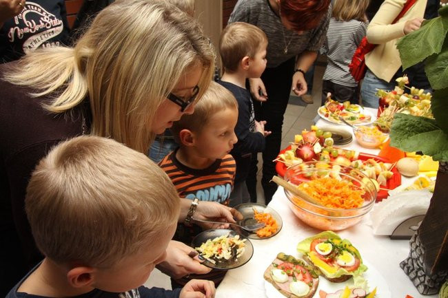 Warsztaty kulinarne dla dzieci i rodziców (zdjęcia)