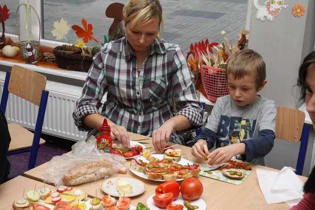 Warsztaty kulinarne dla dzieci i rodziców (zdjęcia)