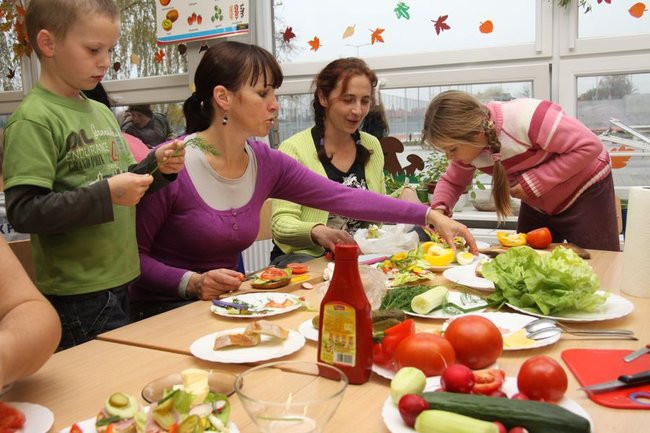 Warsztaty kulinarne dla dzieci i rodziców (zdjęcia)