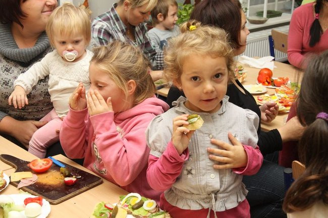 Warsztaty kulinarne dla dzieci i rodziców (zdjęcia)