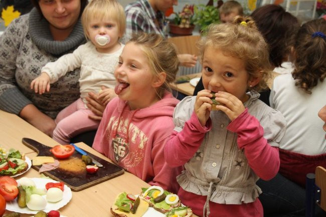 Warsztaty kulinarne dla dzieci i rodziców (zdjęcia)