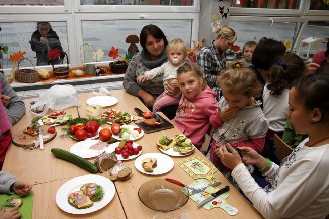 Warsztaty kulinarne dla dzieci i rodziców (zdjęcia)