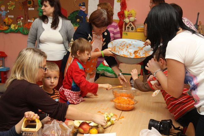 Warsztaty kulinarne dla dzieci i rodziców (zdjęcia)