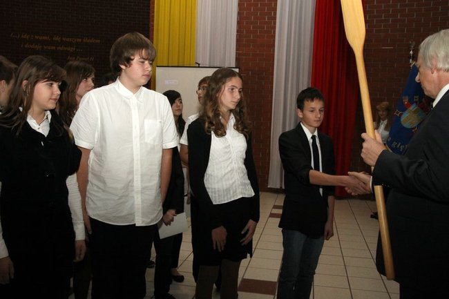 Święto szkoły i pasowanie w Gimnazjum nr 7