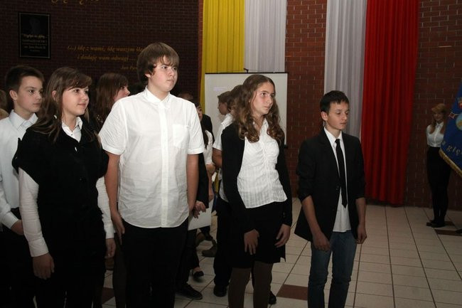 Święto szkoły i pasowanie w Gimnazjum nr 7