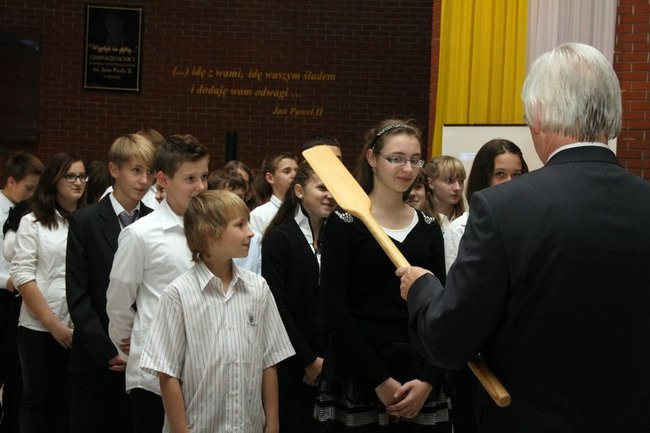 Święto szkoły i pasowanie w Gimnazjum nr 7
