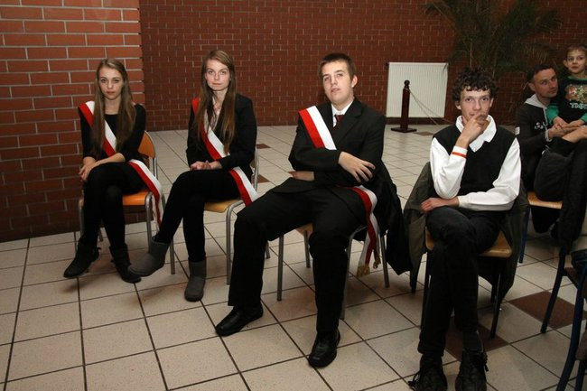 Święto szkoły i pasowanie w Gimnazjum nr 7