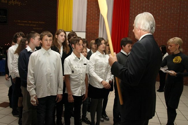 Święto szkoły i pasowanie w Gimnazjum nr 7