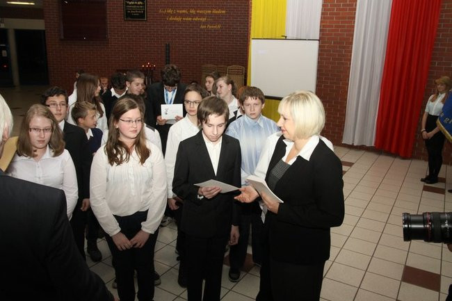 Święto szkoły i pasowanie w Gimnazjum nr 7