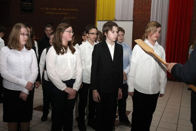 Święto szkoły i pasowanie w Gimnazjum nr 7