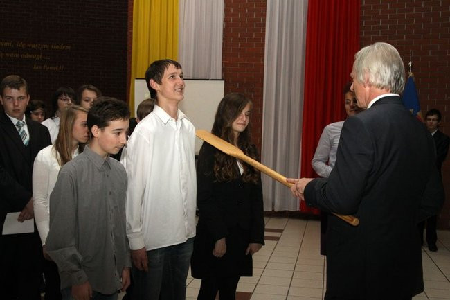 Święto szkoły i pasowanie w Gimnazjum nr 7