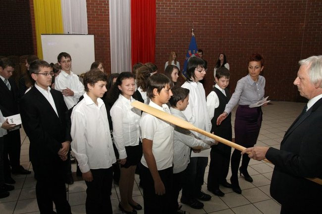 Święto szkoły i pasowanie w Gimnazjum nr 7