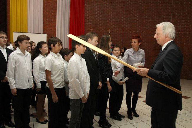 Święto szkoły i pasowanie w Gimnazjum nr 7